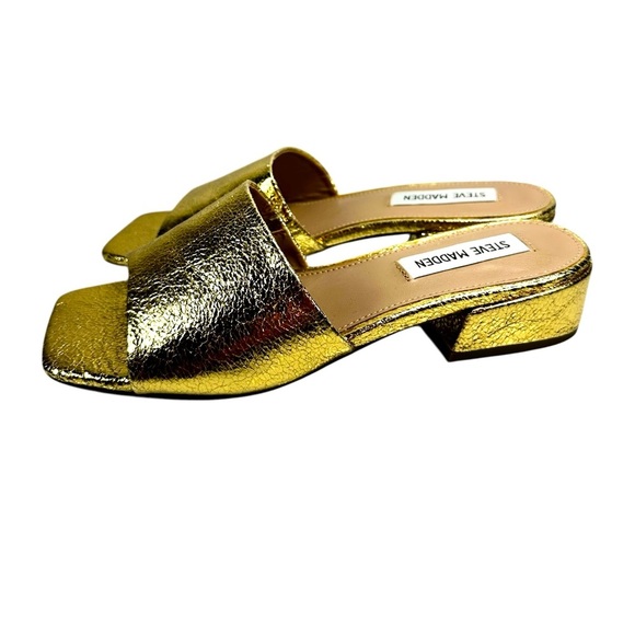 Steve Madden Women’s Amir Gold Foil Slide Sandals, Size 6M - Picture 4 of 7